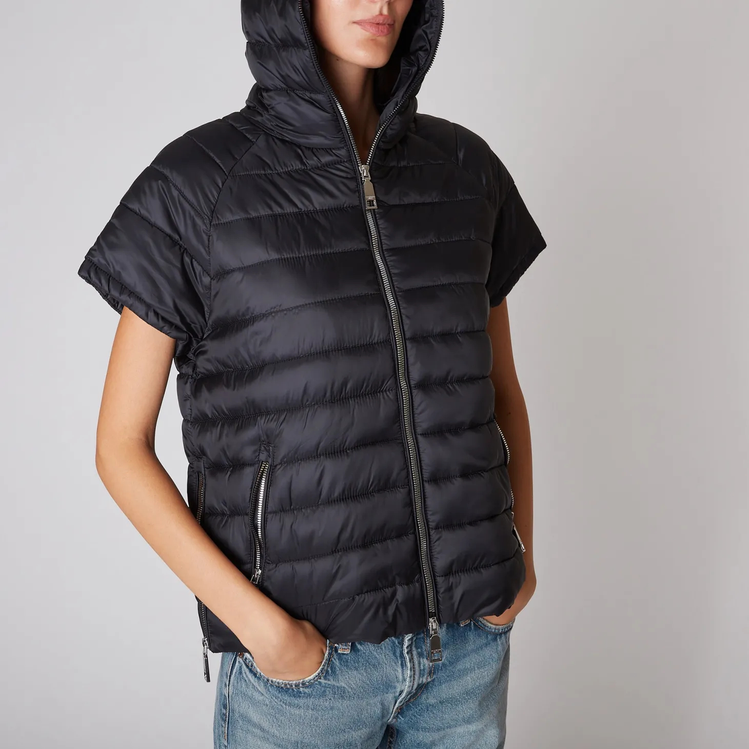 CAPO SPALLA MEZZA MANICA SPRING COLORE NERO