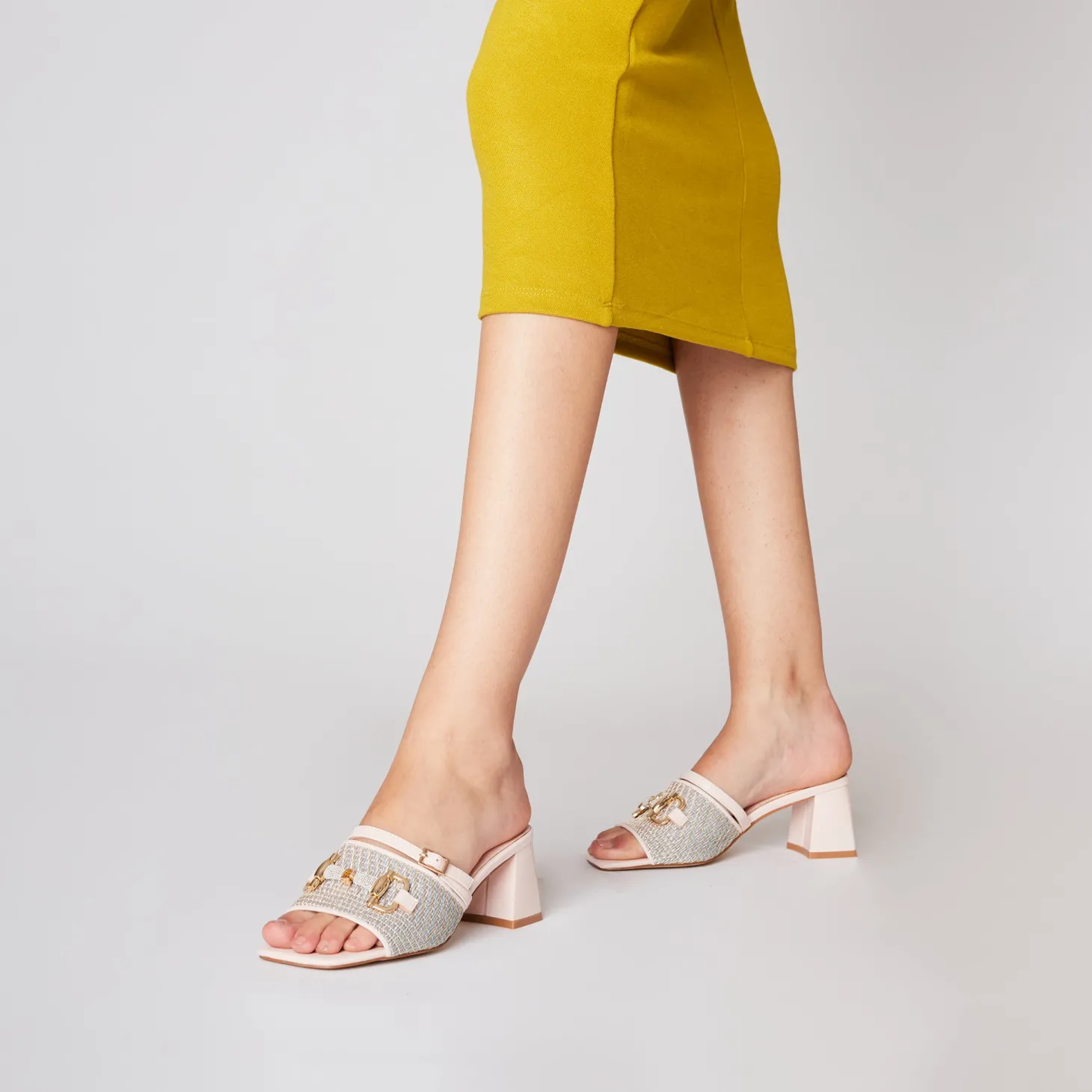 Sandalo Ocean con accessorio colore cipria