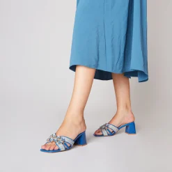 Sandalo Ocean in raffia con accessorio colore bluette