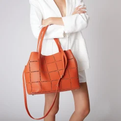 SHOPPING BAG CAORLE CON TRACOLLA COLORE CUOIO