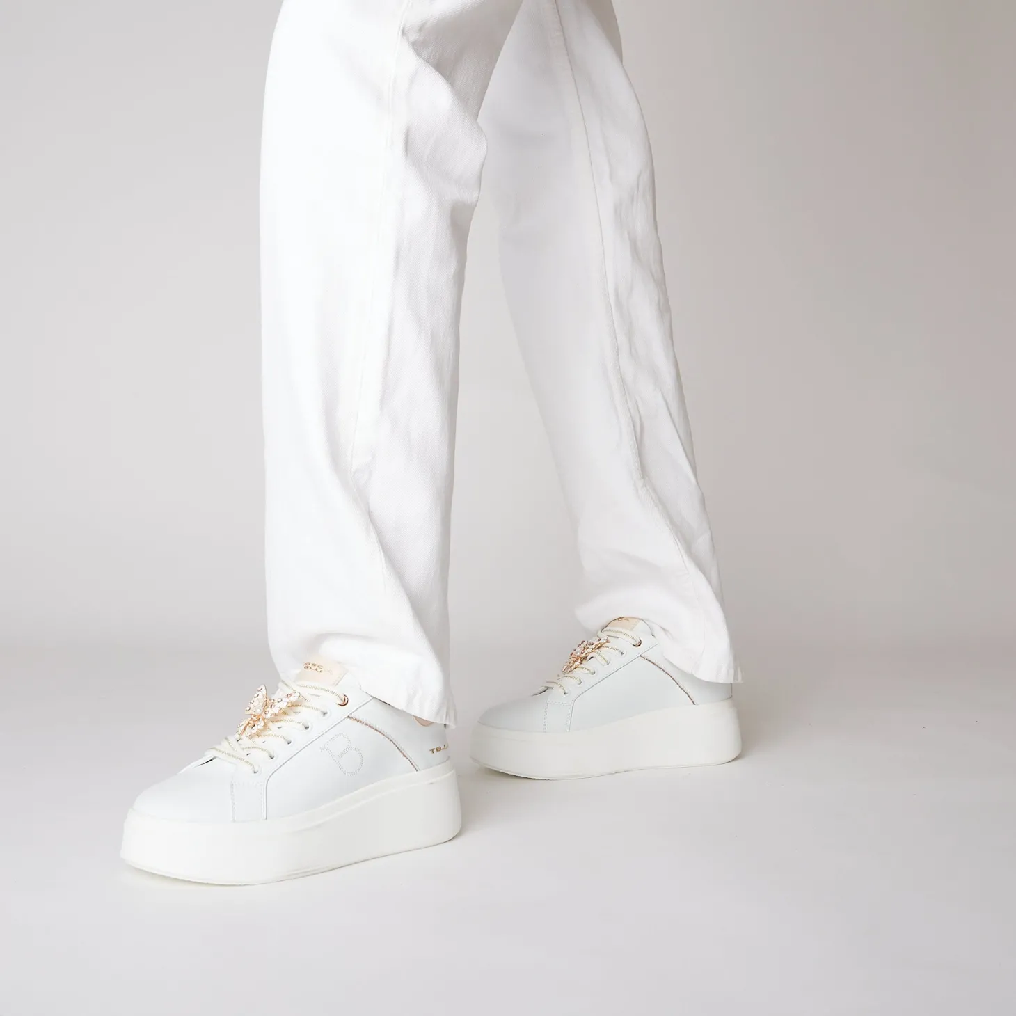 SNEAKER ELETTRA CON FARFALLE IN STRASS COLORE BIANCO/ORO