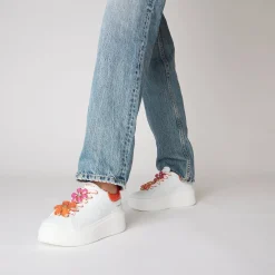 SNEAKER ELETTRA CON MAXI FIORI COLORATI COLORE BIANCO/ARANCIONE